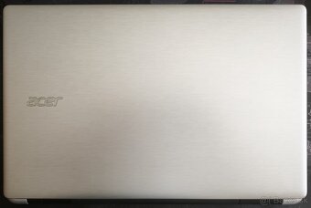 Acer Aspire V3-572G - 3