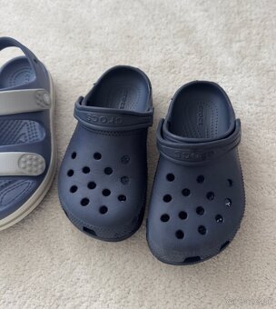 CROCS - 3