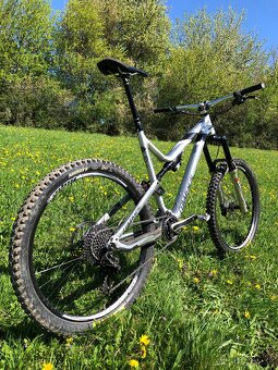 Commencal meta am v4.2 2018 XLko 27,5 kolesa - 3