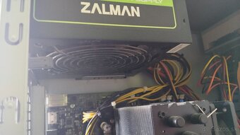 Predám počítač Intel i7 (+ monitor v samostanom inzeráte) - 3