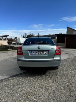 Škoda Octavia, 1.4 benzín, r. 2011 - 3