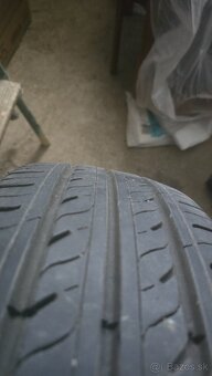 205/60 R16 letné gumy - 3