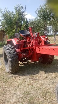 RS--9 traktor - 3