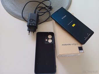 Motorola edge 40 neo 12/256 - 3