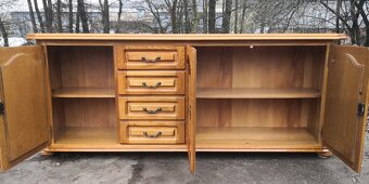 Rustikálna masivná dlhá komada so šuplíkma - 3