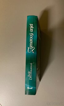 Zamatový anjel, Jude Deverauxová - 3