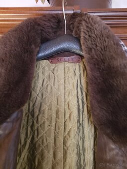 Kožený dámsky kabát číslo 42 - 3