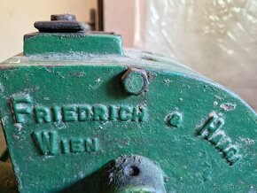 Predám narážačku klobás - 3