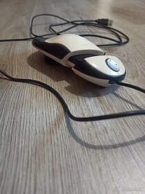Predam nastavitelnu ergonomicku mys Humanscale Switch mouse - 3