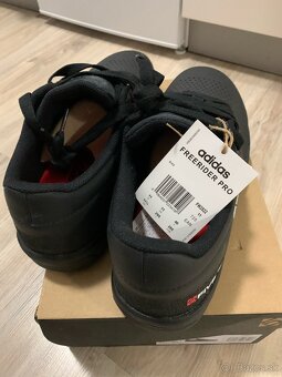 REZERVOVANÉ Adidas Five ten freerider pro - 3