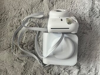 Fujifilm Instax mini 12 Clay White - 3