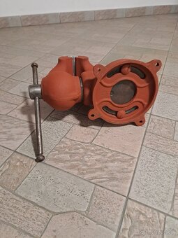 Zverak YORK 150 - 3