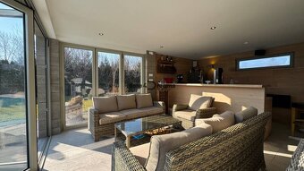 NA PREDAJ 300m2 dom, 20á pozemok, bazén Nitra - Vinodol - 3