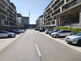 vonkajšie parkovacie státie, SLNEČNICE - 3