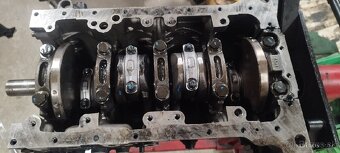 Motor 2.0 bluehdi - 3