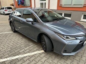 Toyota Corolla Sedan 1.6L - 3