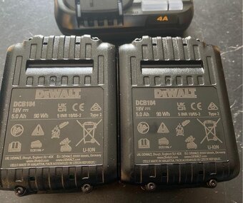 Nová sada DeWALT DCB1104P2 se zárukou - 3