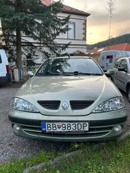 Renault Megane hatchback - 3