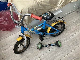 Predám detský bicykel s pomocnými kolieskami - 3