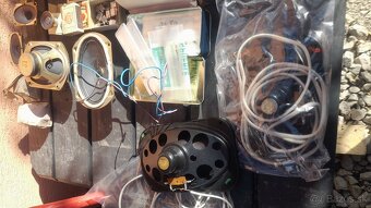 Tesla náhradné diely..., repráky....cena za všetko 180eur - 3