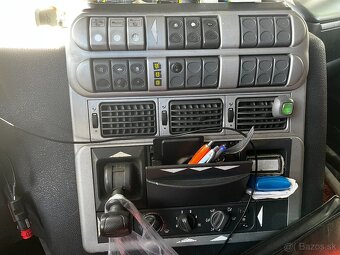 Iveco Stralis 440 ST - 3