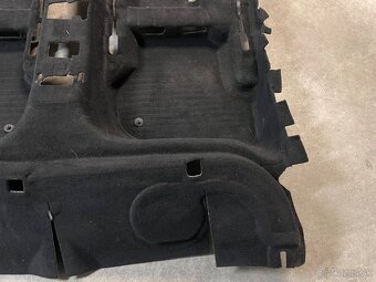 skoda octavia 2 DSG cierny koberec neposkodeny facelift - 3