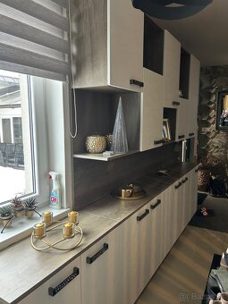 Obývačka, chodba, botnik - 3