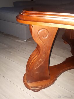 Predám konferenčný vyrezávaný stôl - 3