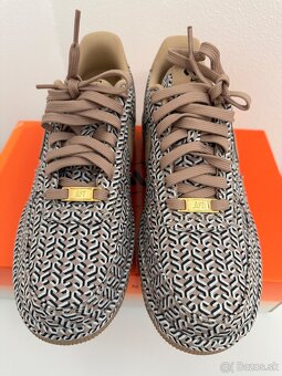 Nike Air Force 1 LX - 3