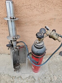 Piest a fľaša na co2 - 3