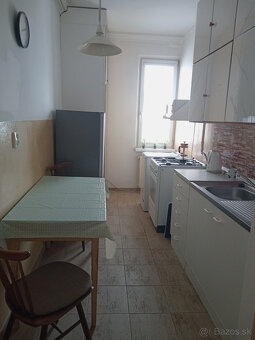 Prenajom pekný 3 izbový byt, balkón, internet - 3