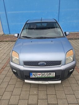 Ford Fusion - 3