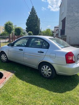Hyundai accent 1,6 crdi - 3