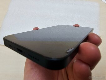 Apple iPhone 13 128GB Midnight - 3 mesačný, bez škrabanca - 3
