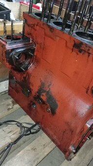 Blok motora zetor 6301 - 3