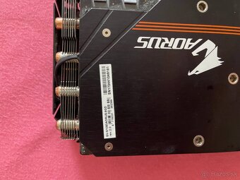 GIGABYTE GeForce AORUS GTX 1080 8G - 3