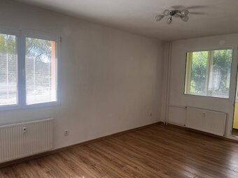 Predaj 2 izb. byt vo Zvolene - Podborová - 3