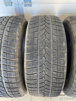 235/55 R17 KORMORAN zimne pneu - 3