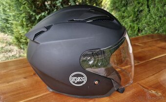 Prilba na motorku - 3