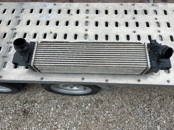 Predám intercooler BMW 7617598 - 3