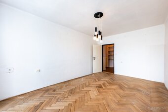 Tehlový 2 izbový byt v centre mesta NMNV - 3