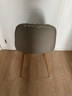 Darujem 4 stoličky - 3