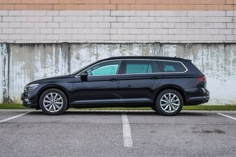 Volkswagen Passat Variant 2.0 TDI EVO Elegance DSG Virtual - 3