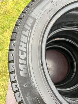 195/65 r16C letné Michelin 104/102R - 3