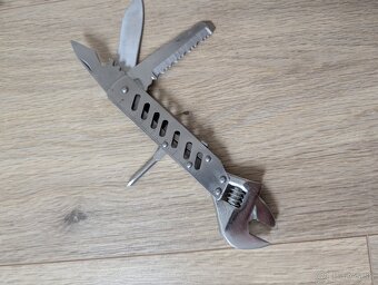 Predám multifunkčný nožík č.1 - 3