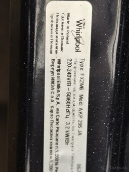 Vstavaná rúra whirlpool - 3