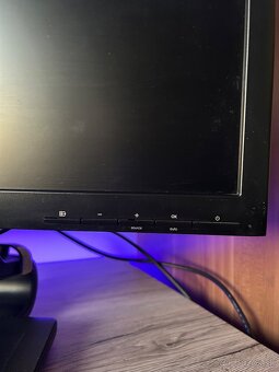 Hp 24” monitor - 3