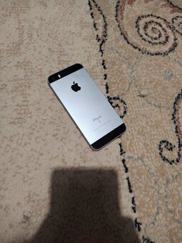 iPhone SE - 3