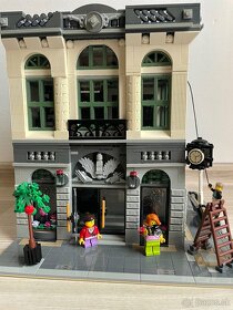 Lego banka z kociek 10251 - 3