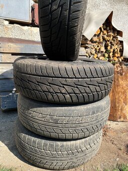 Pneumatiky s diskami 195/65/R15 - 3